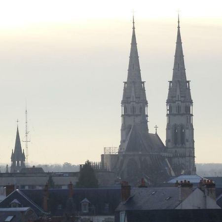 Studio Moderne Avec Jolie Vue Moulins  Luaran gambar